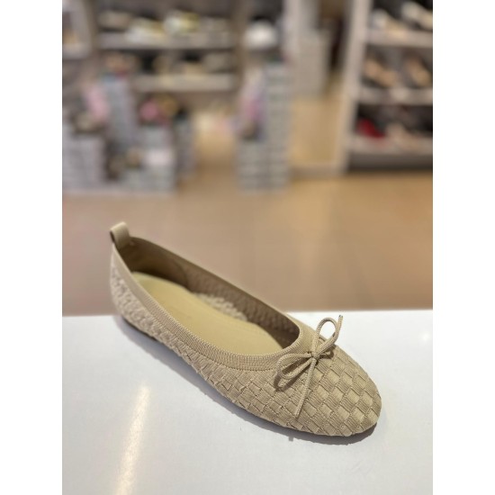 Bej Fiyonk Detay Triko Babet