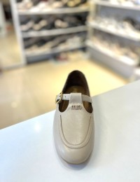 Bej Kilteli Düz Klasik Babet