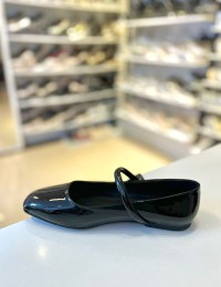 Siyah Rugan Gold ve Gümüş Taşlı Tek Bant Balerin Babet