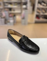 Siyah Rugan Tokalı Düz Klasik Babet