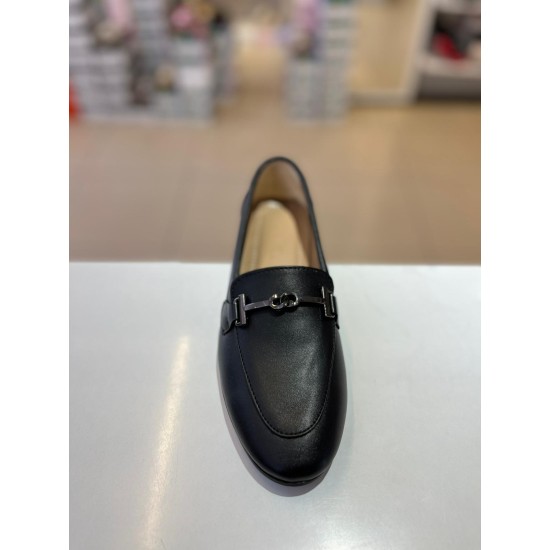 Siyah Tokalı Düz Klasik Babet