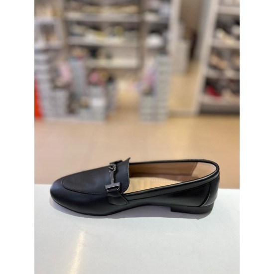 Siyah Tokalı Düz Klasik Babet