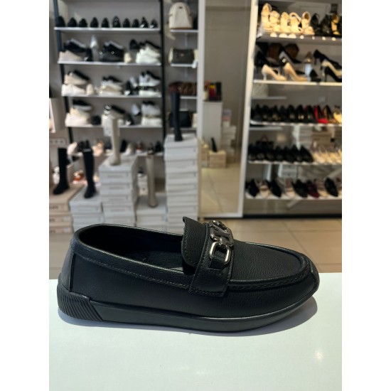 Siyah Ortopedik Taban V Toka Babet Ayakkabı