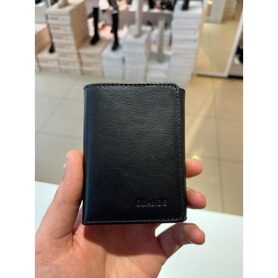 Siyah Erkek Mıknatıslı Grande Deri Kartlık