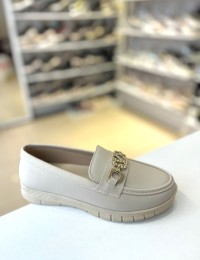 Bej Gold Taşlı Tokalı Yumuşak Taban Loafer