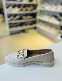Bej İnce Taban Gold Toka Loafer