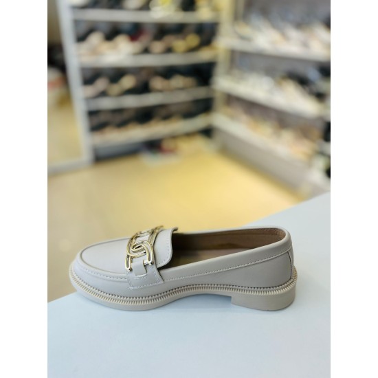 Bej İnce Taban Gold Toka Loafer