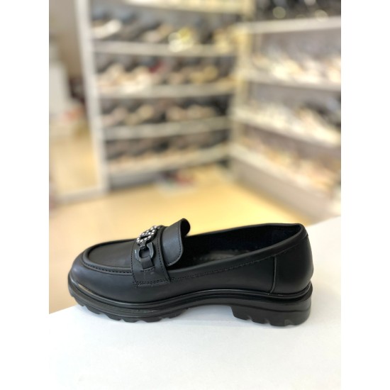 Siyah Tokası Taşlı Yumuşak Taban Loafer