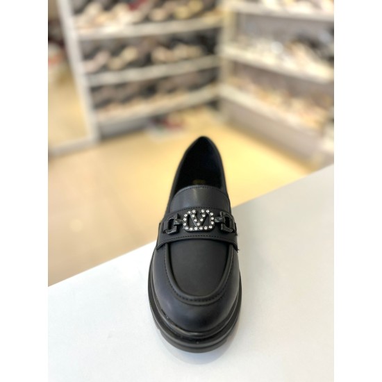 Siyah Tokası Taşlı Yumuşak Taban Loafer