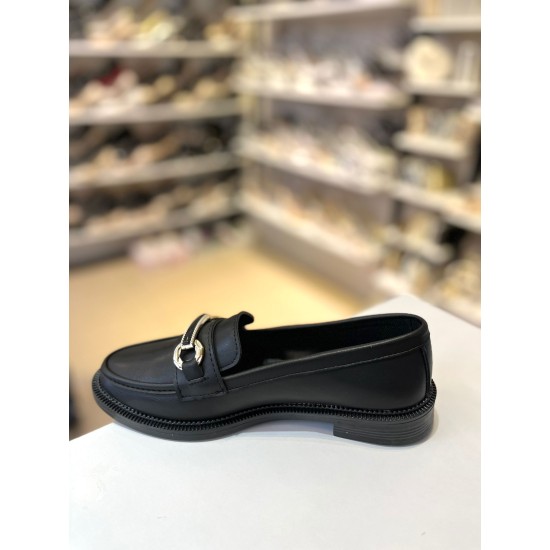 Siyah İnce Taban Gold Toka Loafer