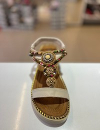 Bej Kalın Taban Boncuk Sıvama Lastikli Sandalet