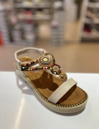 Bej Kalın Taban Boncuk Sıvama Lastikli Sandalet