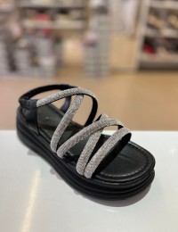 Siyah Kalın Taban Gümüş Taşlı Lastikli Sandalet