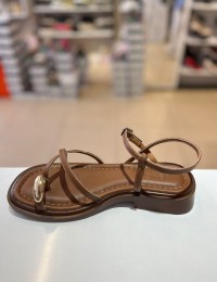 Taba Kalın Taban Bantlı Gold Toka Sandalet