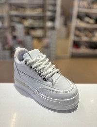 Beyaz Gizli Yüksek Topuk Taşlı Bağcıklı Spor Ayakkabı