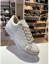 Beyaz Düz Klasik Spor Ayakkabı