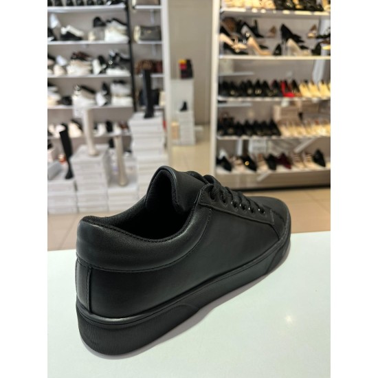 Siyah Düz Klasik Spor Ayakkabı