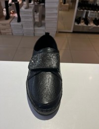 Siyah Düz Taban Taşlı Cırtlı Spor Ayakkabı