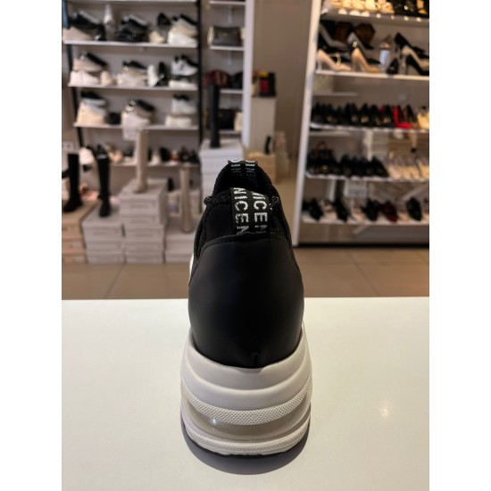 Siyah Taşlı Yüksek Taban Bağcıklı Spor Ayakkabı