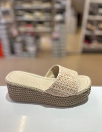 Bej Dolgu Taban Hasır Terlik