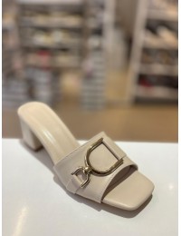 Bej Kalın Topuk Gold Toka Klasik Terlik