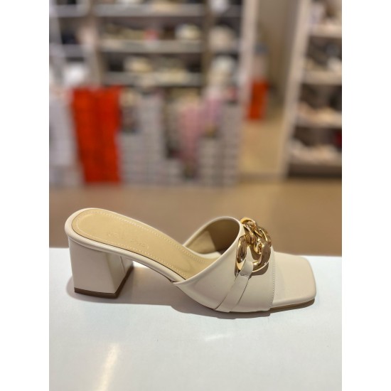 Bej Tek Bant Zincir Toka Topuklu Terlik