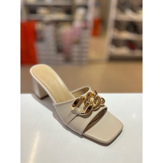 Bej Tek Bant Zincir Toka Topuklu Terlik