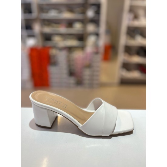 Beyaz Tek Bant Topuklu Düz Terlik