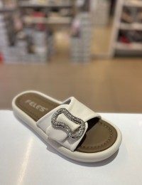 Sedef Taşlı Gümüş Tokalı Yumuşak Taban Terlik