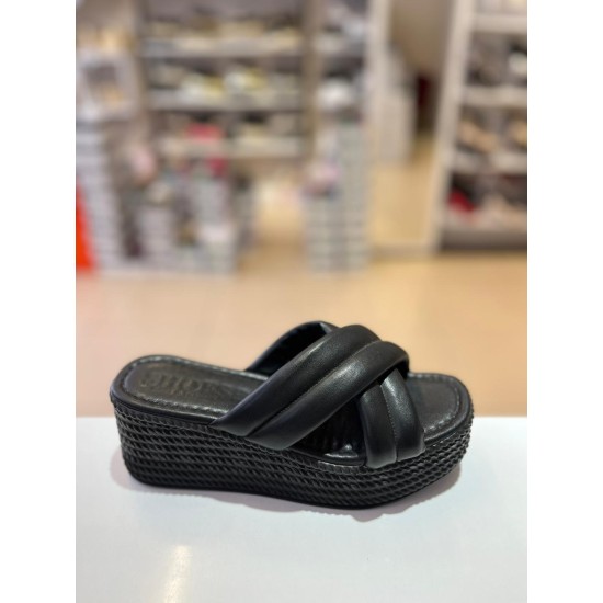 Siyah Dolgu Taban Çapraz Bant Terlik