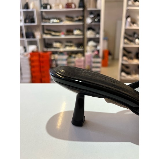 Siyah File Doku Tokalı Topuklu Şık Terlik