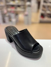 Siyah Kalın Platform Topuk Düz Terlik