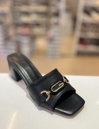 Siyah Kalın Topuk Taş Tokalı Klasik Terlik