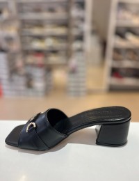 Siyah Kalın Topuk Taş Tokalı Klasik Terlik