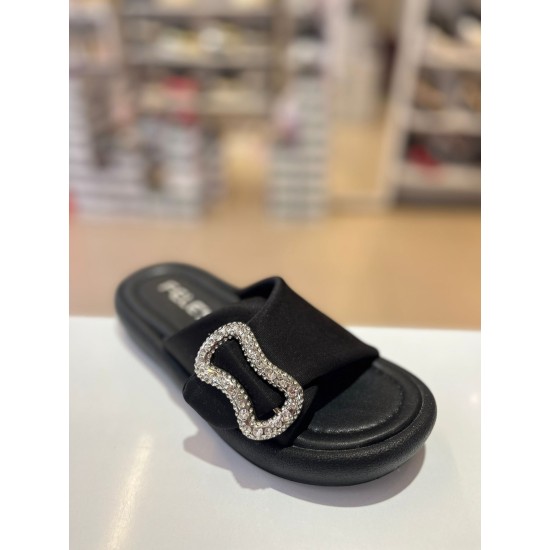 Siyah Taşlı Gümüş Tokalı Yumuşak Taban Terlik