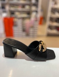 Siyah Tek Bant Zincir Toka Topuklu Terlik