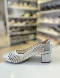 Gümüş File Doku Çizgili Topuklu Anne Ayakkabısı