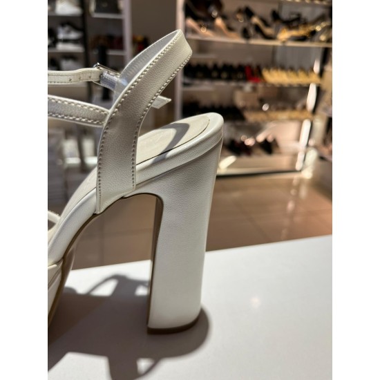 Beyaz Cilt Taşlı Çapraz Bant Platform Ayakkabı