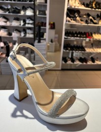 Gümüş Saten Tek Bant Taşlı Platform Ayakkabı