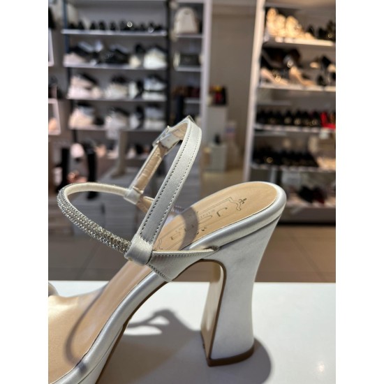 Gümüş Saten Tek Bant Taşlı Platform Ayakkabı