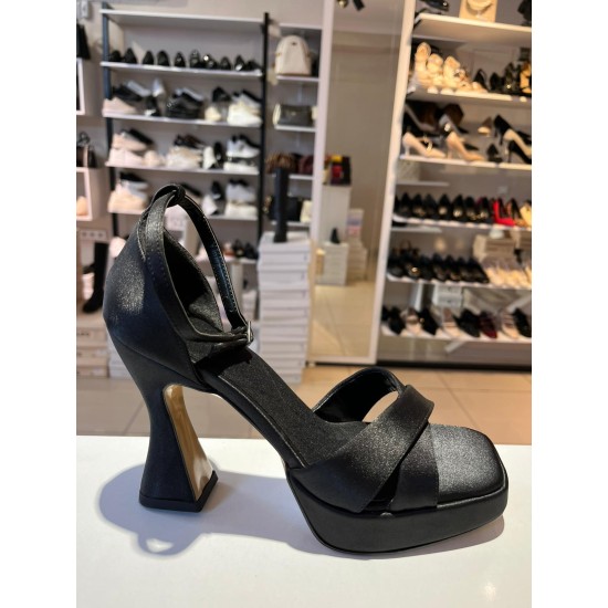 Siyah Saten Çapraz Bant Bilekten Bağlamalı Platform Ayakkabı