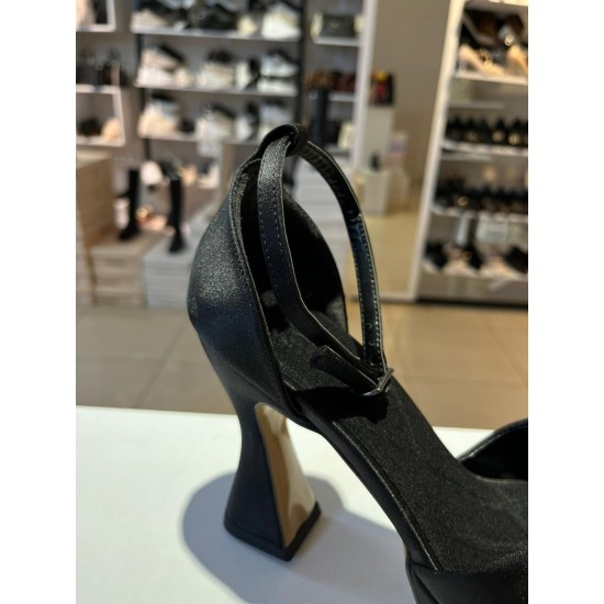 Siyah Saten Çapraz Bant Bilekten Bağlamalı Platform Ayakkabı