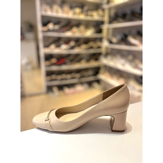 Bej Kalın Kısa Topuk Gold Tokalı Oval Burun Stiletto