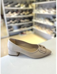 Bej Kalın Kısa Topuk Sivri Burun H Tokalı Stiletto