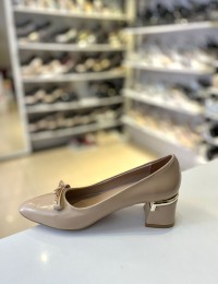 Bej Rustik Doku Kalın Kısa Topuk Kurdele Toka Stiletto