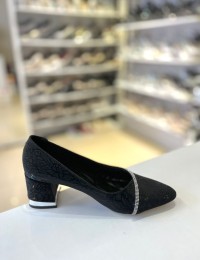 Siyah Damarlı Sim Taşlı Ara Topuk Boy Stiletto