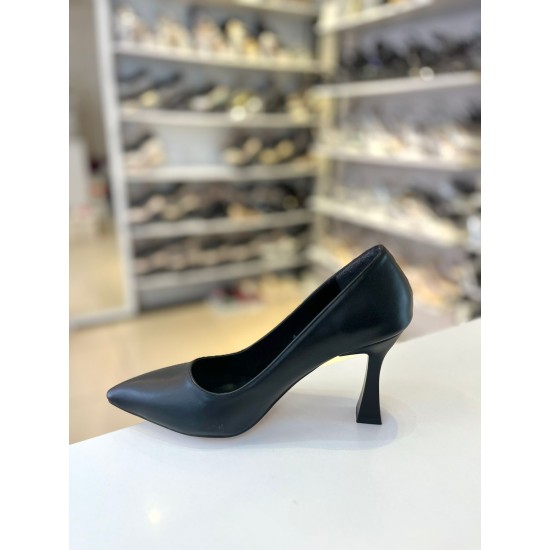 Siyah Düz Klasik Kadeh Topuk Stiletto