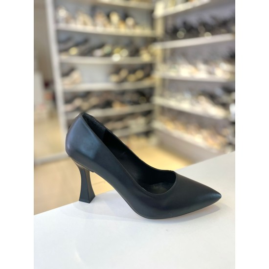 Siyah Düz Klasik Kadeh Topuk Stiletto