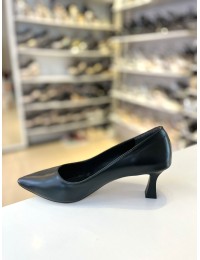 Siyah Düz Klasik Kısa Topuk Stiletto