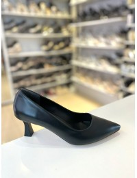 Siyah Düz Klasik Kısa Topuk Stiletto